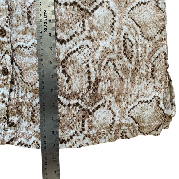 JM Collection‎ Tan Brown 100% Linen Snake Print Lightweight Button Shirt Size 16 - Picture 9 of 9
